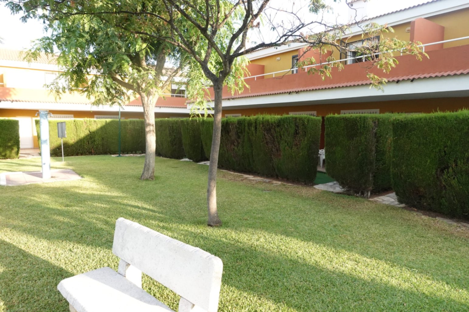 SE VENDE BUNGALOW DUPLEX,EN DENIA, LAS MARINAS