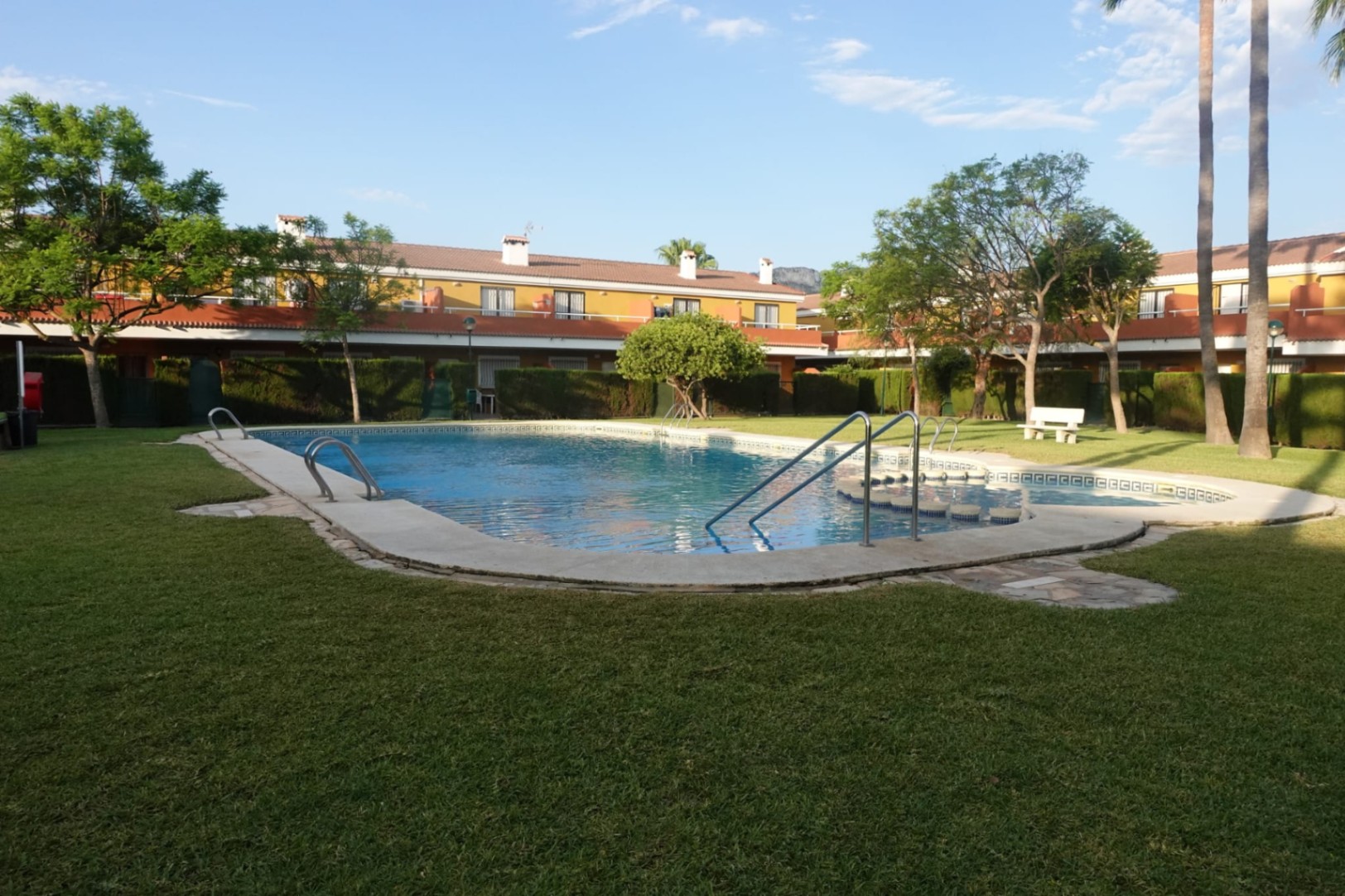 SE VENDE BUNGALOW DUPLEX,EN DENIA, LAS MARINAS