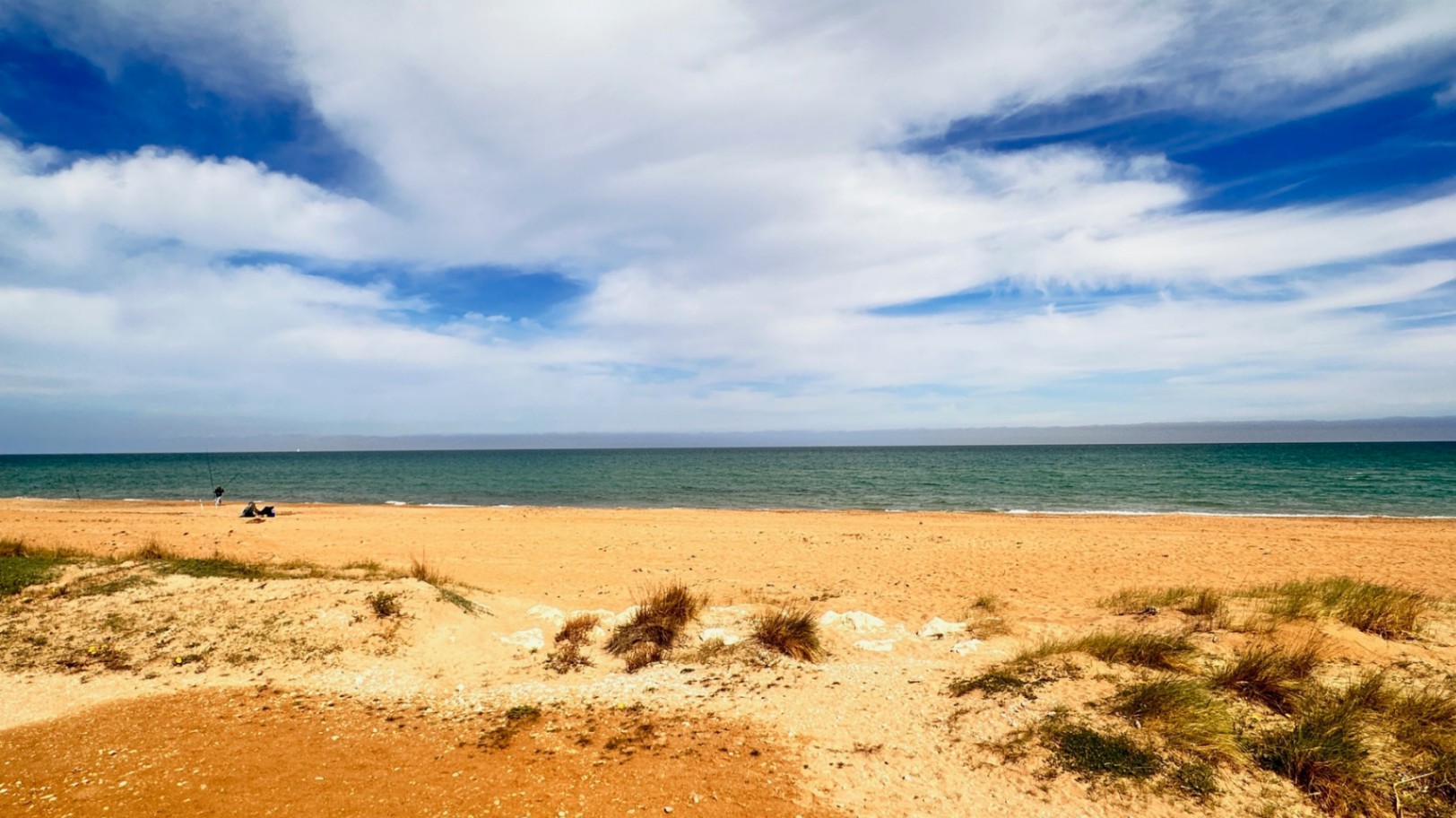VENTA DE APARTAMENTO PRIMERA LINEA NE PLAYA DE ARENA
