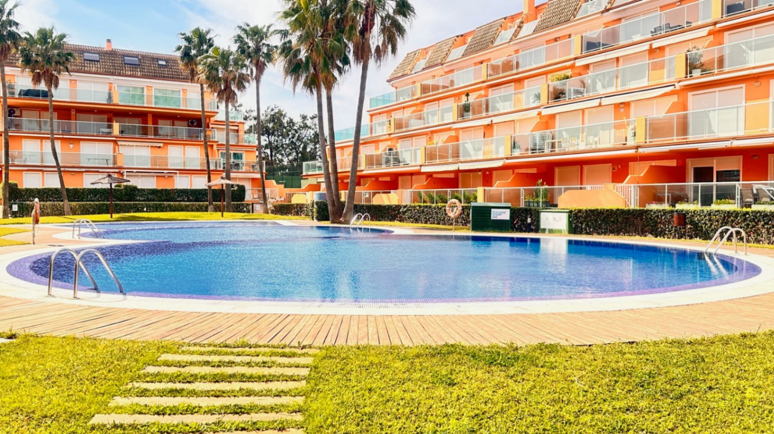VENTA DE APARTAMENTO PRIMERA LINEA NE PLAYA DE ARENA