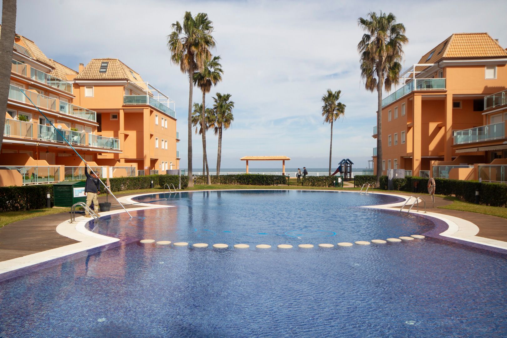 VENTA DE APARTAMENTO PRIMERA LINEA NE PLAYA DE ARENA