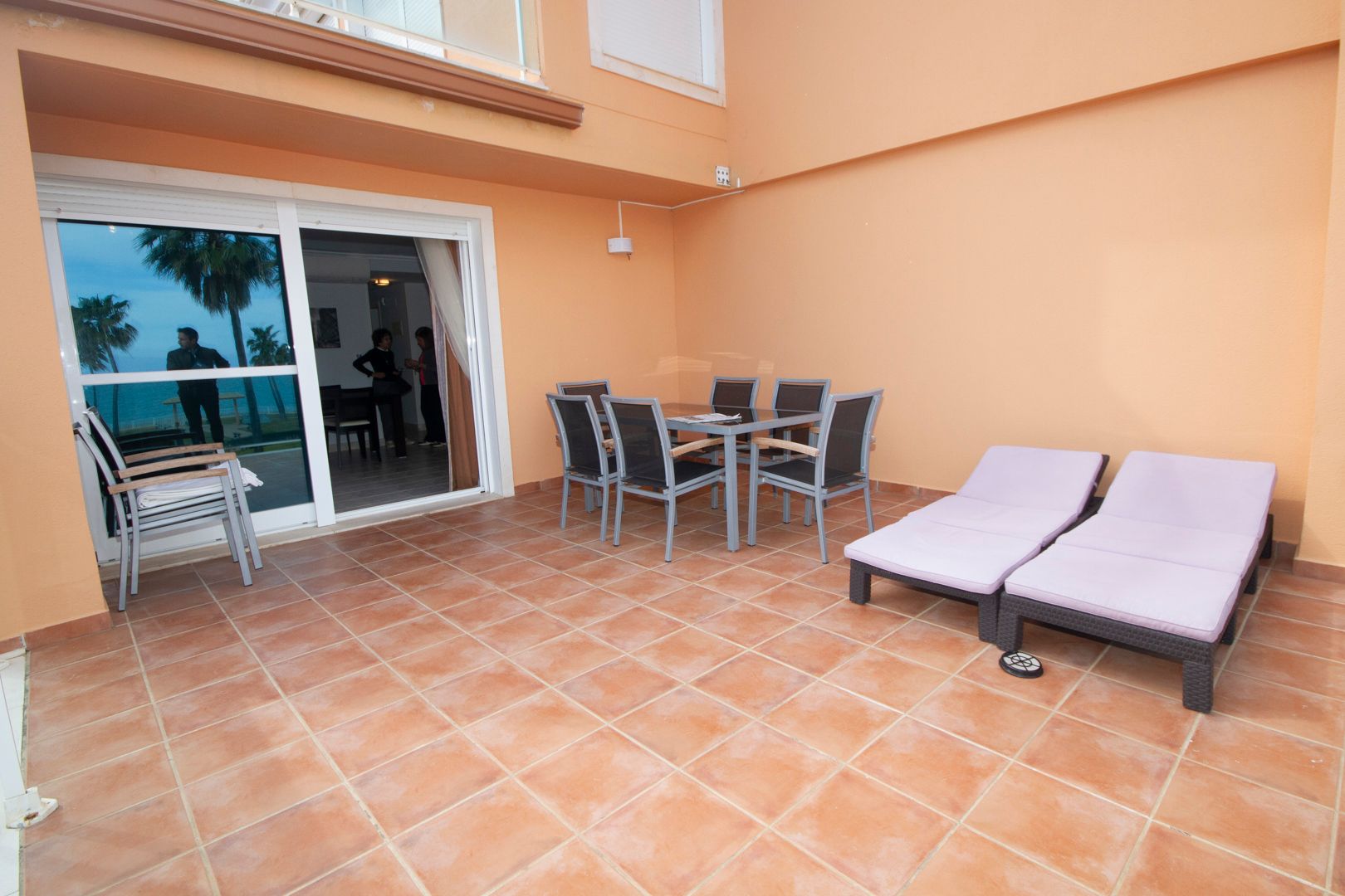 VENTA DE APARTAMENTO PRIMERA LINEA NE PLAYA DE ARENA