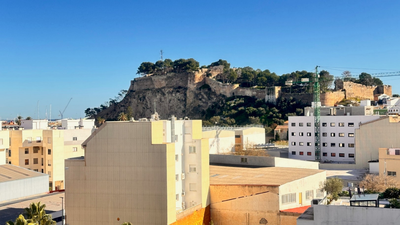 VENTA DE ATICO DUPLEX EN DENIA