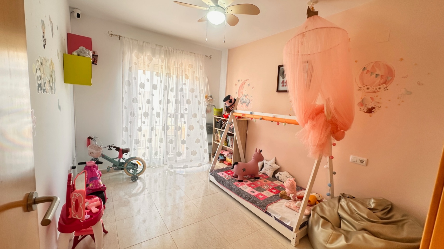 VENTA DE ADOSADO DUPLEX EN SAGRA