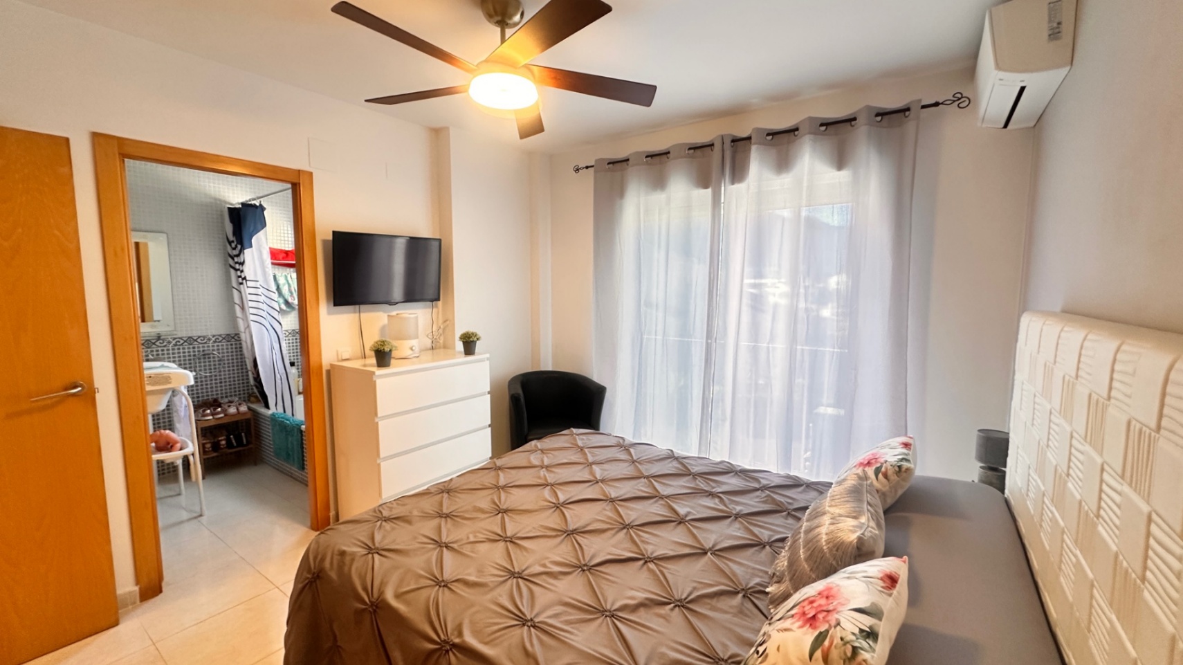 VENTA DE ADOSADO DUPLEX EN SAGRA