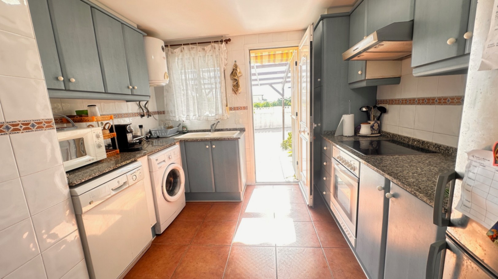 SE VENDE BUNGALOW DUPLEX,EN DENIA, LAS MARINAS