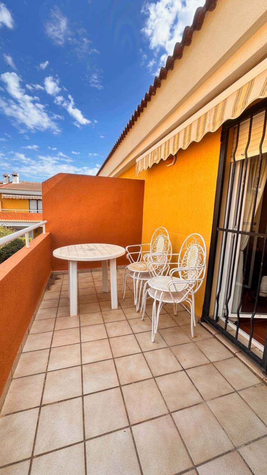 SE VENDE BUNGALOW DUPLEX,EN DENIA, LAS MARINAS