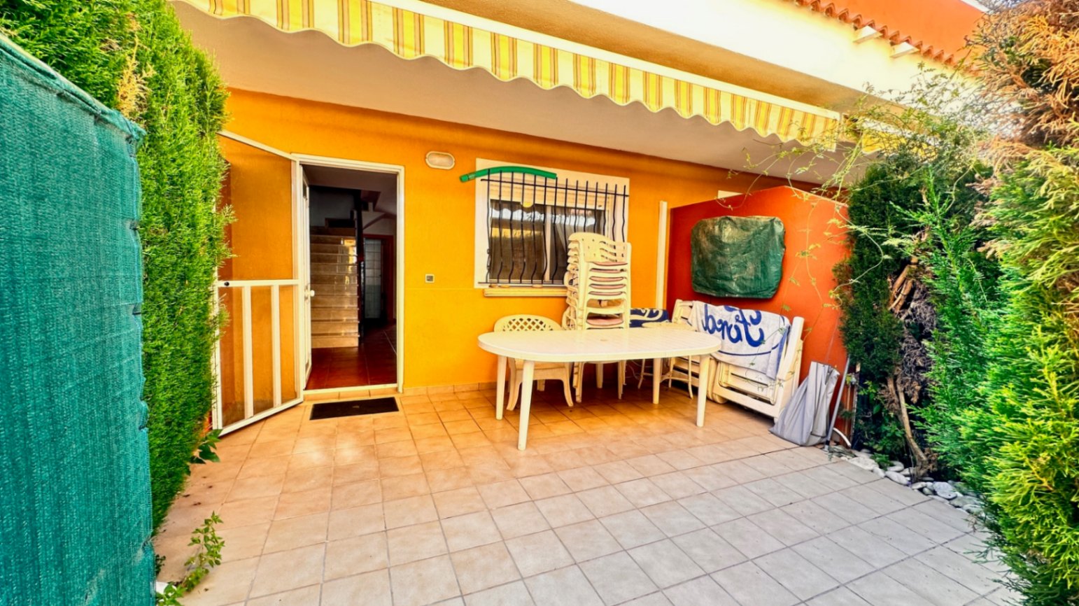 SE VENDE BUNGALOW DUPLEX,EN DENIA, LAS MARINAS