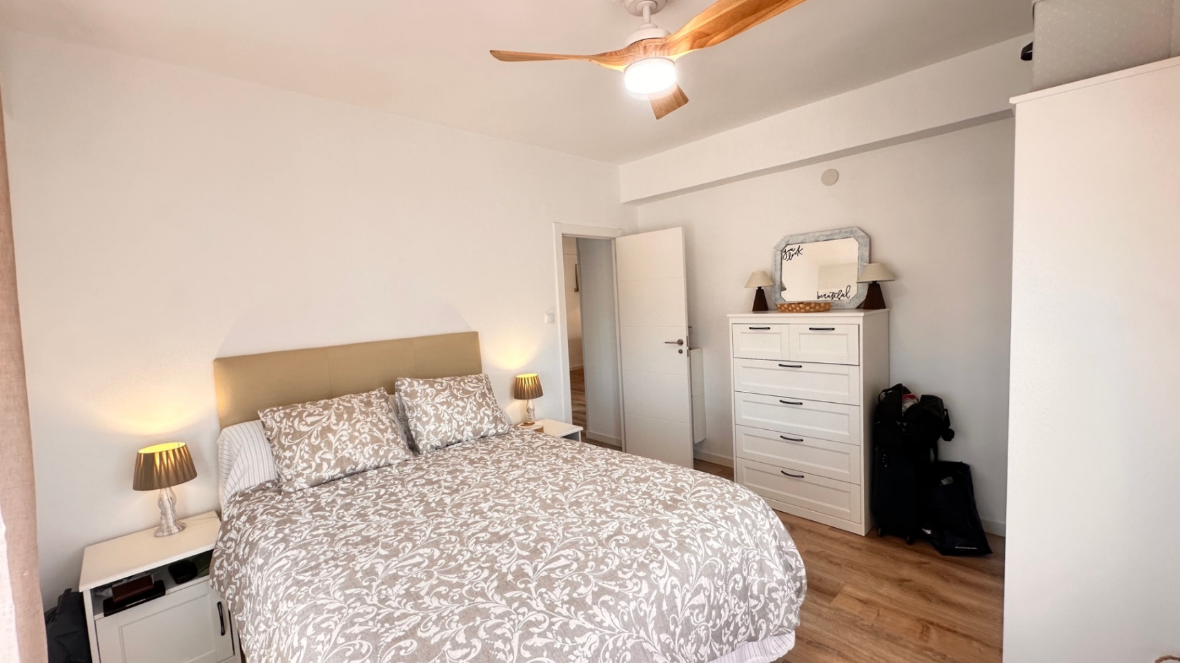 VENTA DE APARTAMENTO EN DENIA/DEVESES, 1ª LINEA